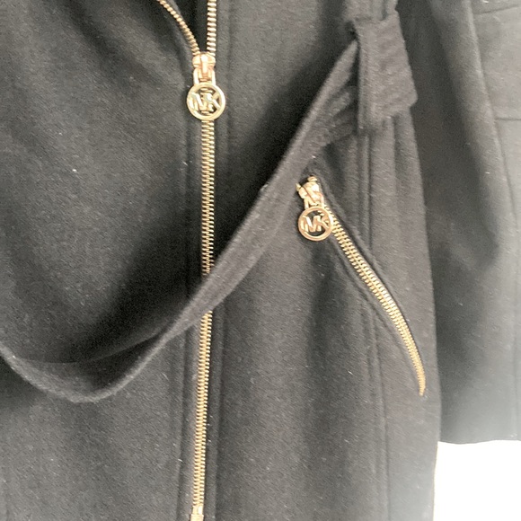 MICHAEL KORS BLACK JACKET Size M USED - Picture 7 of 7